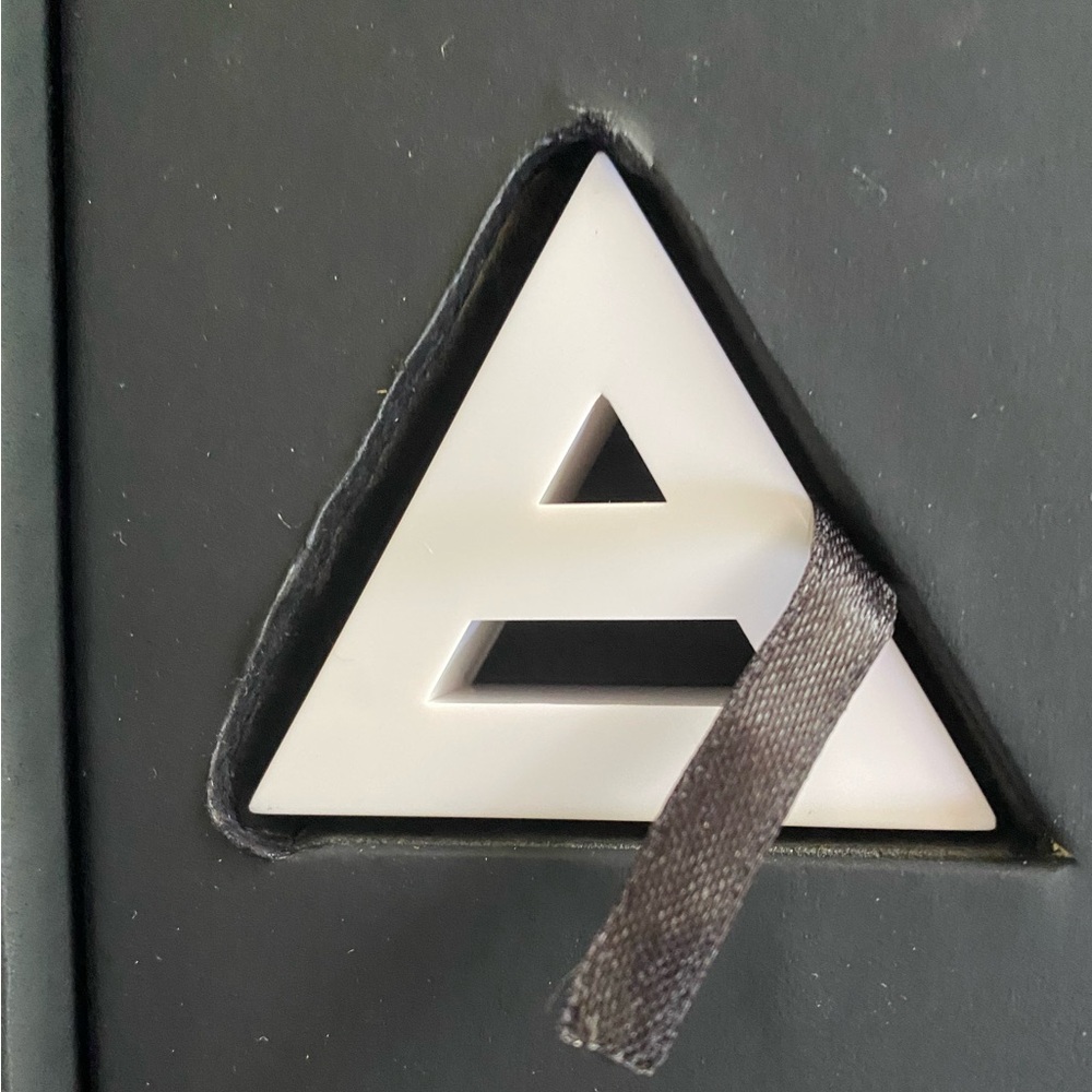 Thirty Seconds to Mars AUTOGRAPHED boxset PROVEHITO IN ALTUM engraved ring chain - Picture 8 of 14
